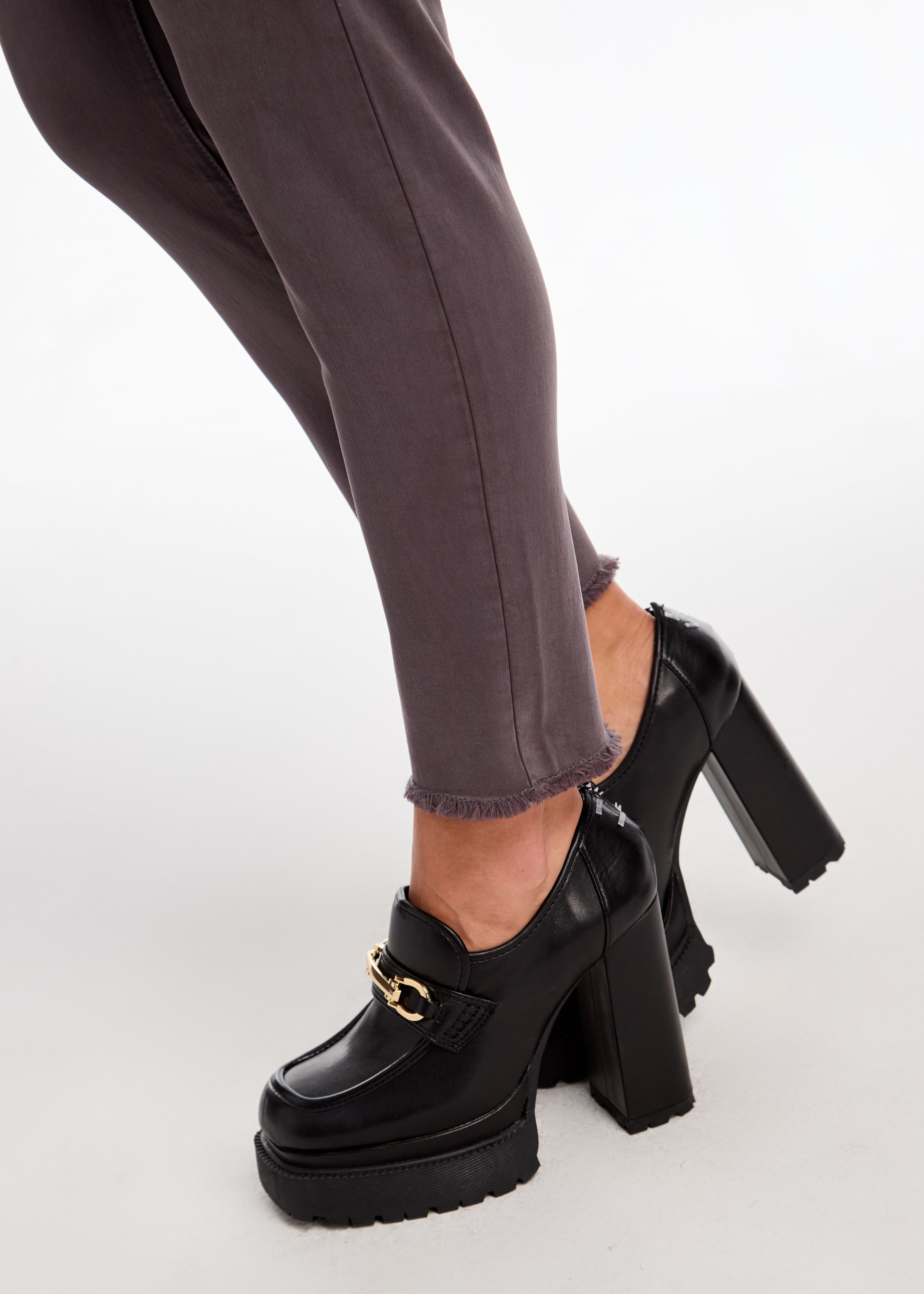 Olivia Slim Ankle 2682511