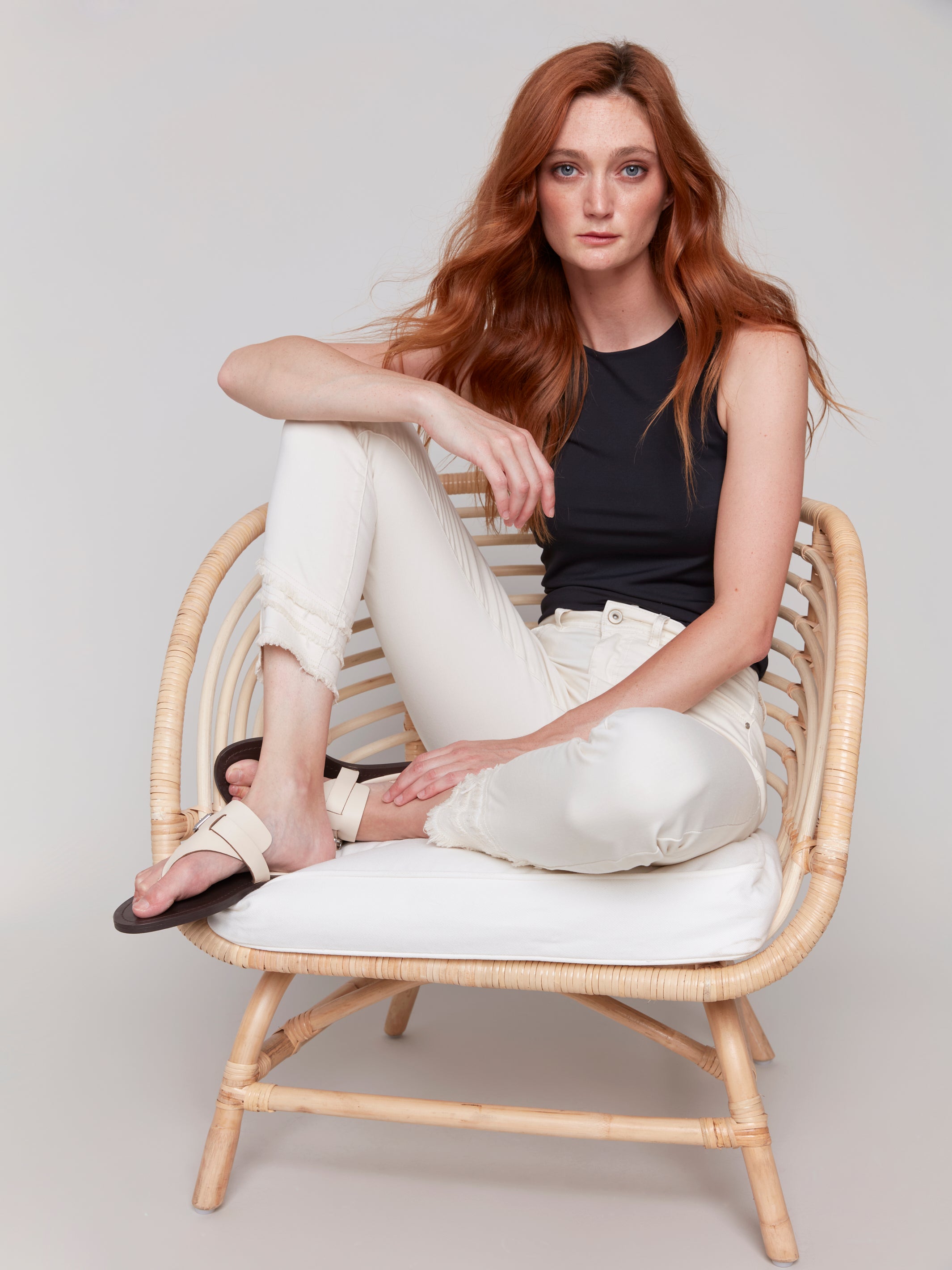 Ripped Hem Jeans C5273T-618A