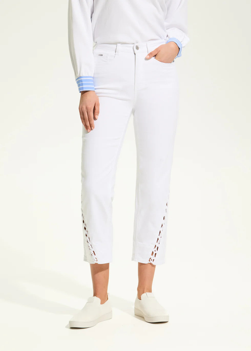 Suzanne Straight Crop 6995511