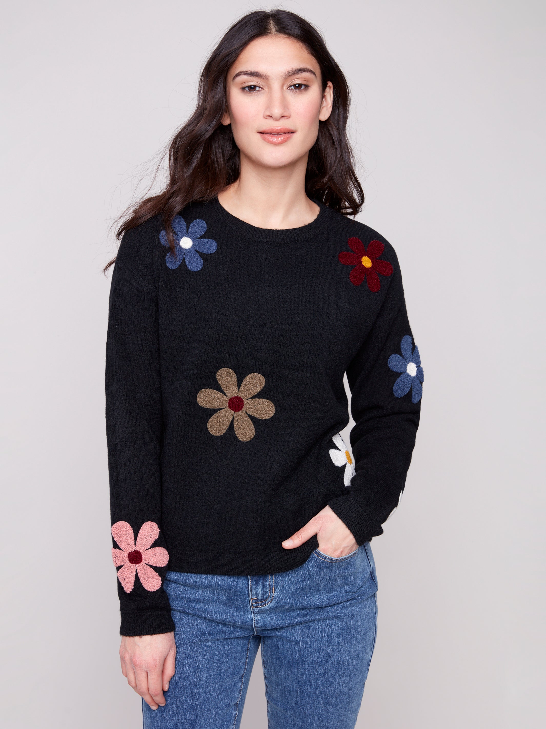 Super Plush Sweater With Boucle Flowers C2829/736A