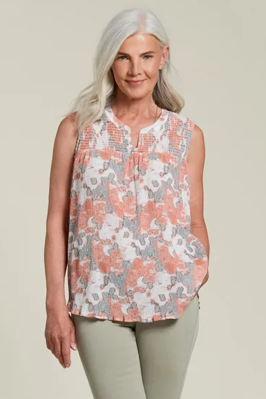 Sleeveless Smocked Blouse 4940O
