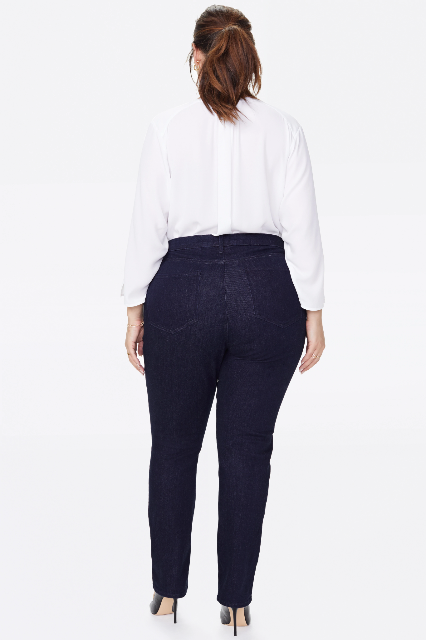 Sheri Slim Jeans In Plus Size