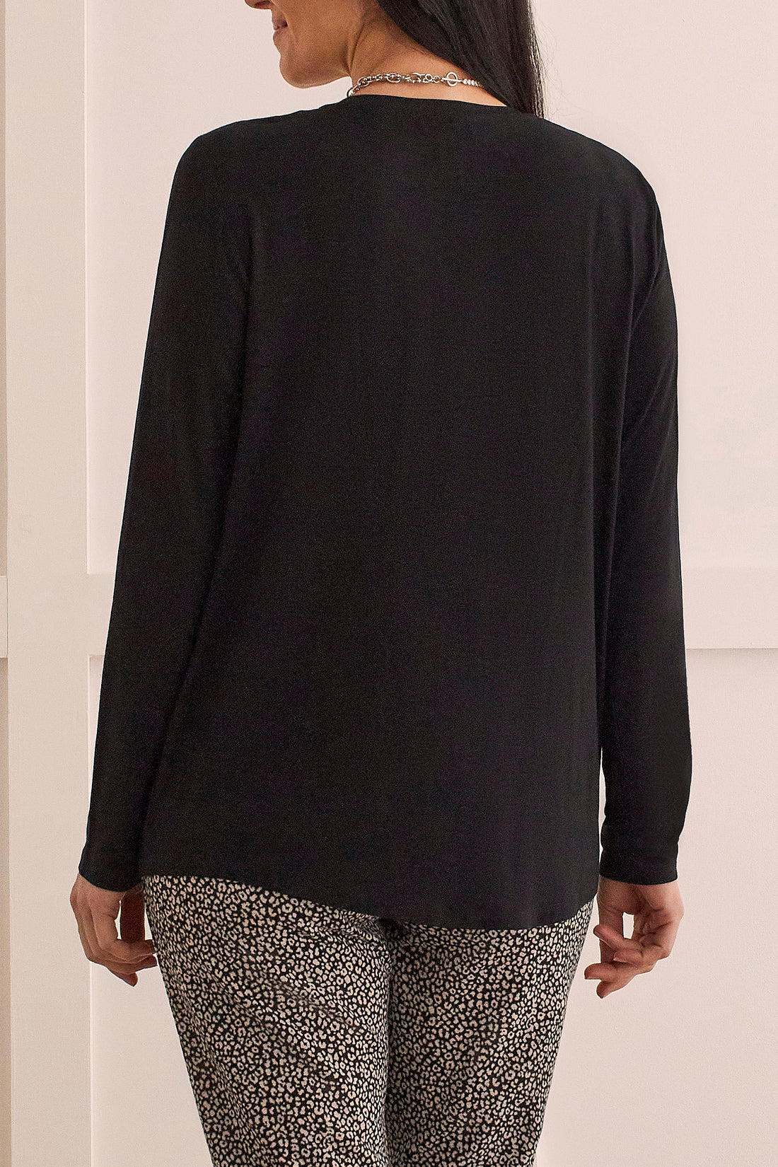 V Neck Top With Pleat 1432O-5243