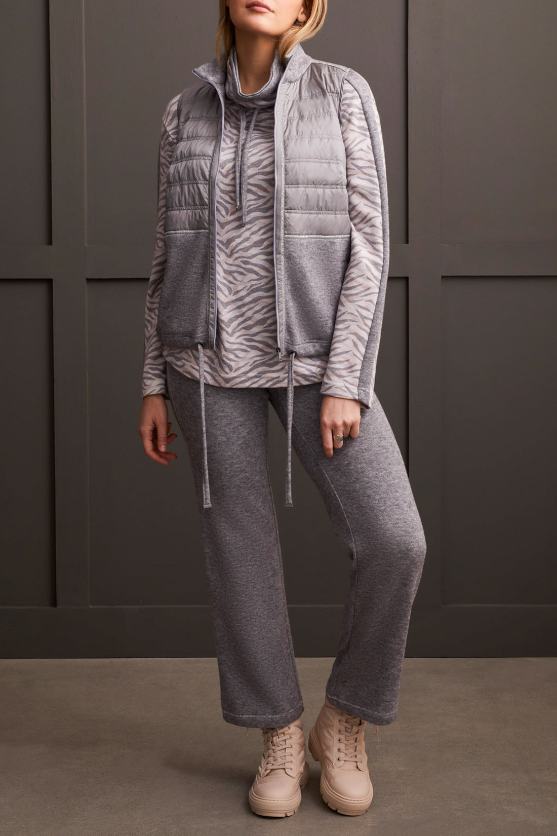 Pull On Pant With Pockets 1895O-8010
