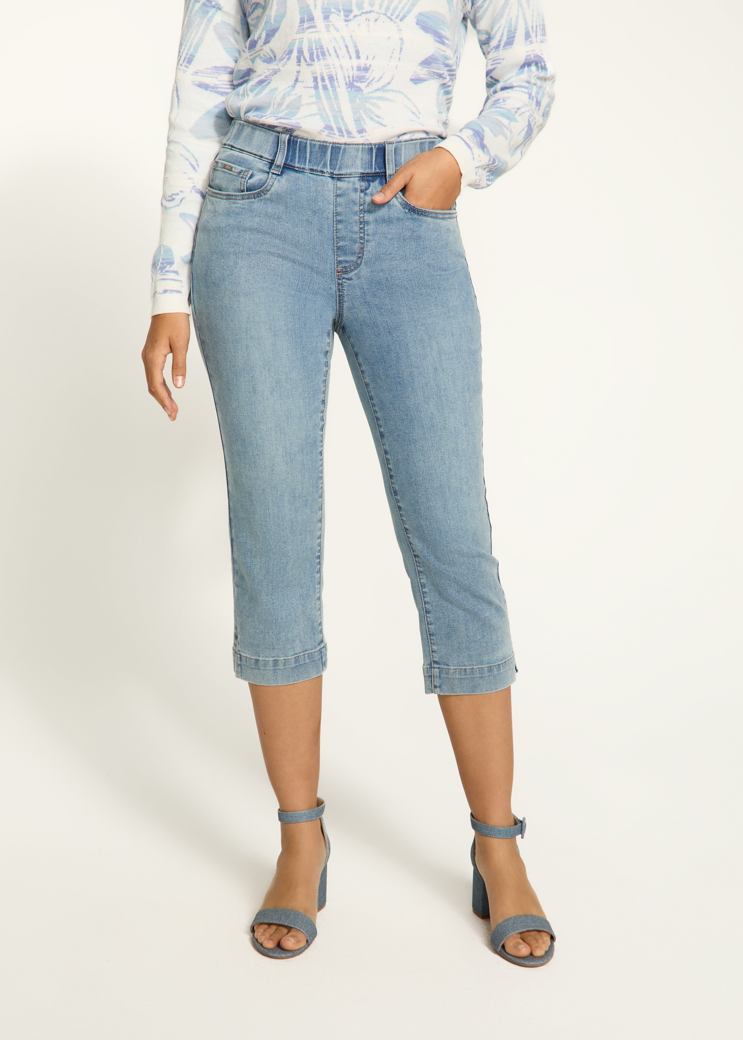 Pull On Capri 2289669
