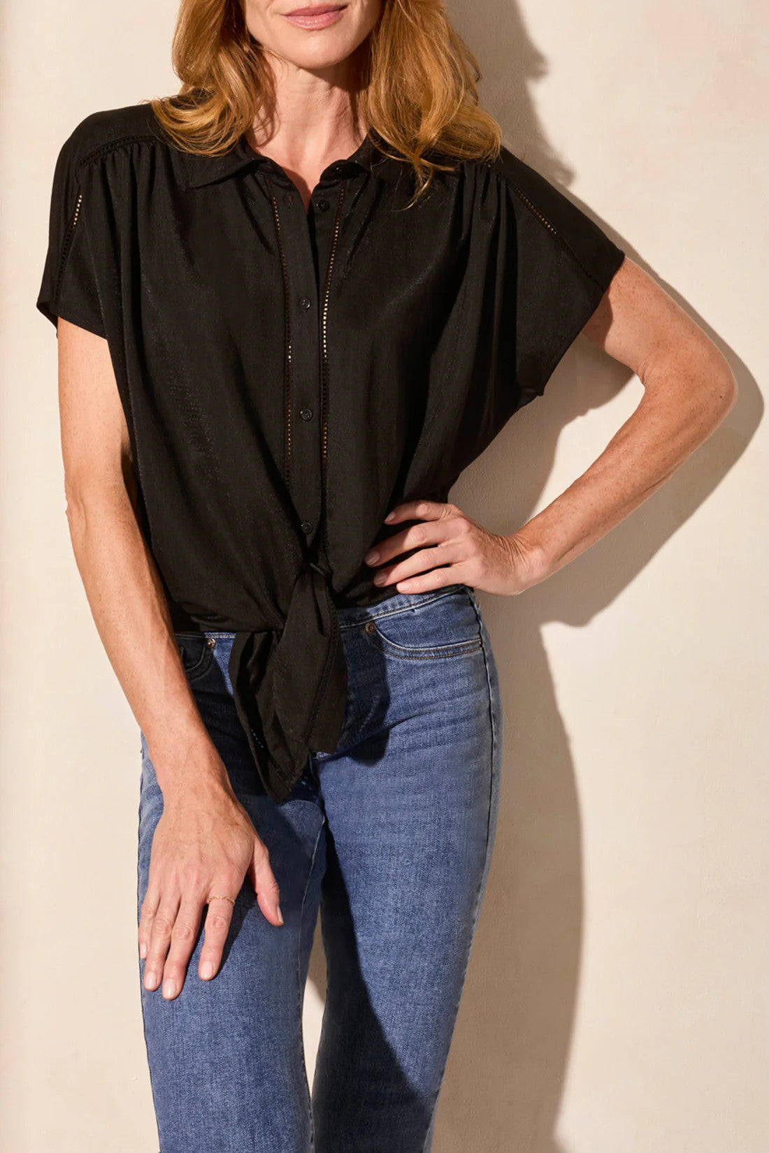 Short Sleeve Top With Buttons & Tie Front 2084O/8133