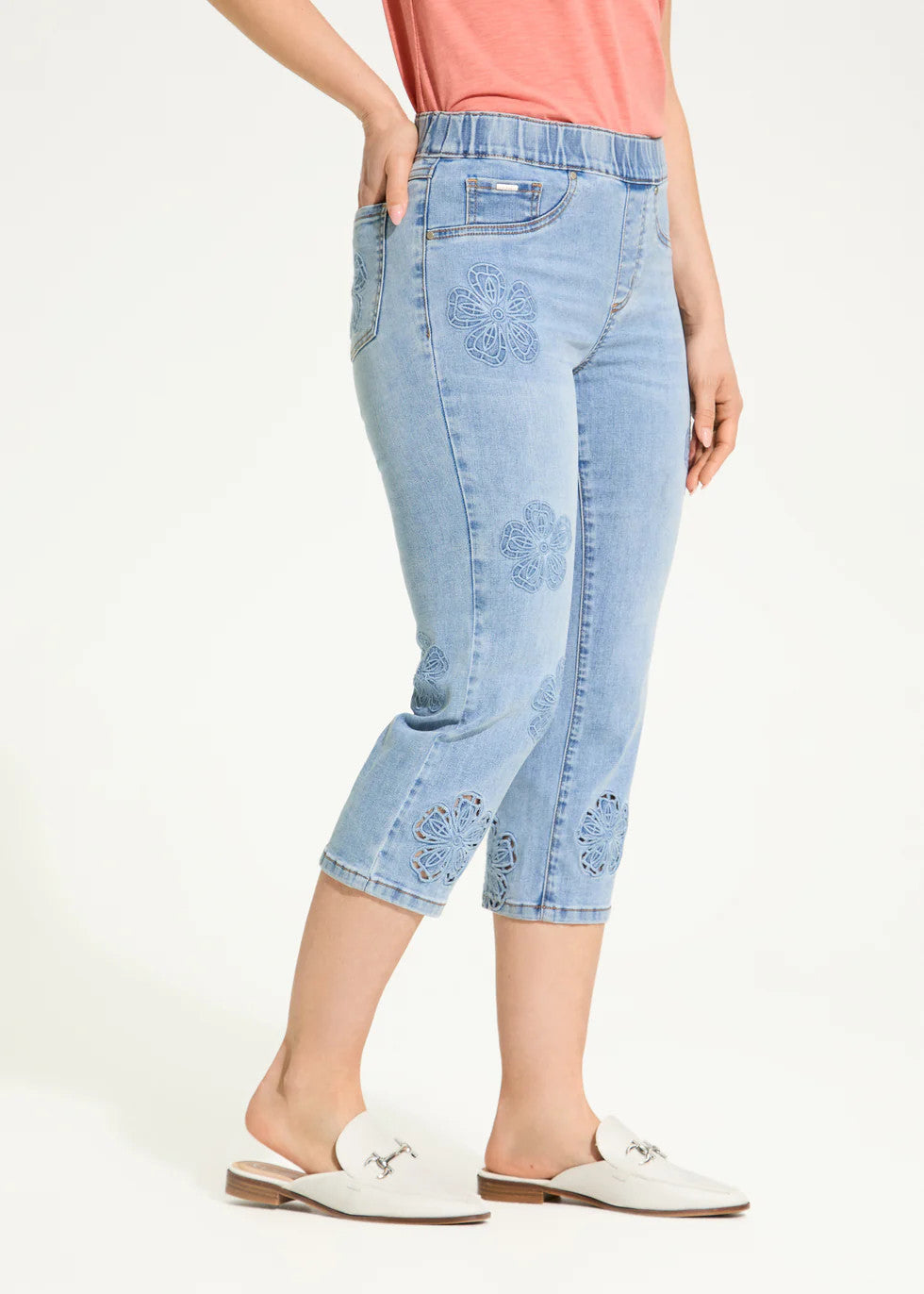 Pull On Capri 2520669