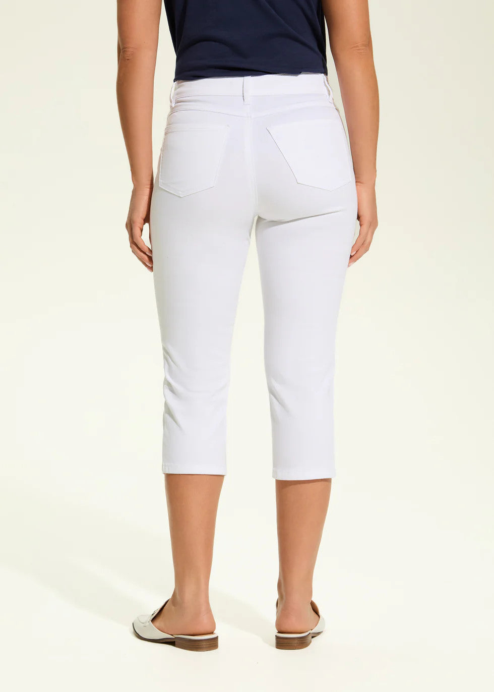 Olivia Slim Sparkle Capri 2568511
