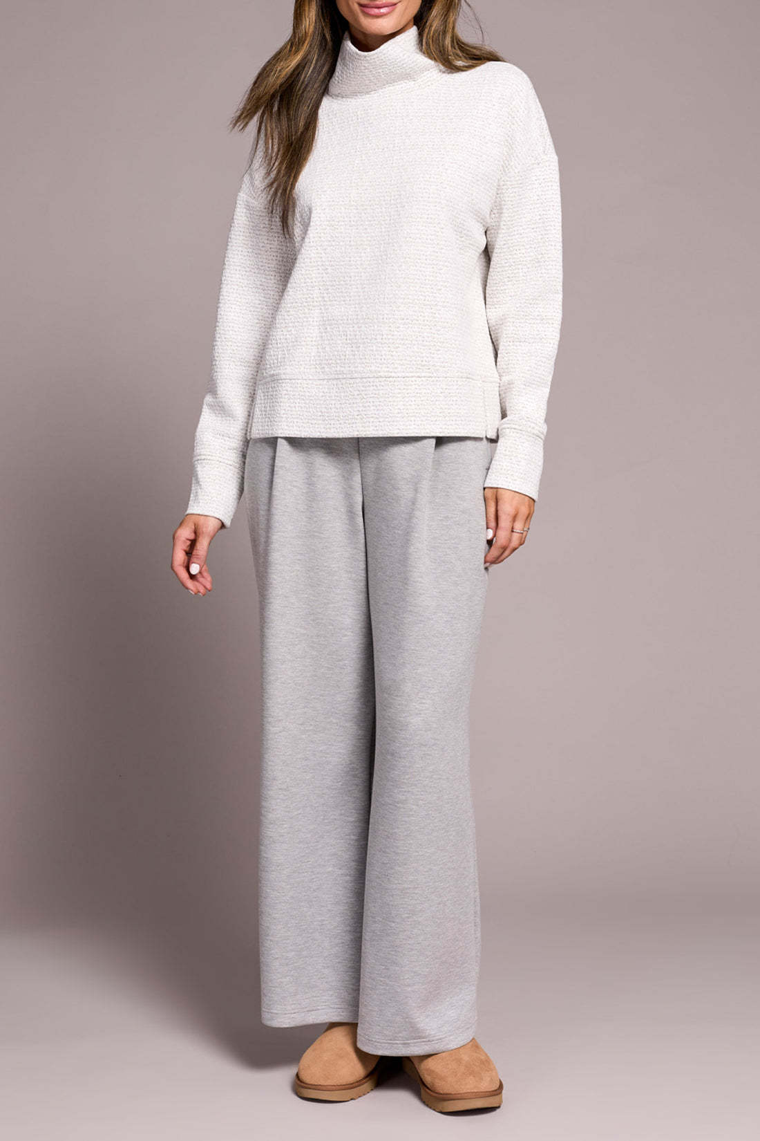 Funnel Neck Top 2240O/8240