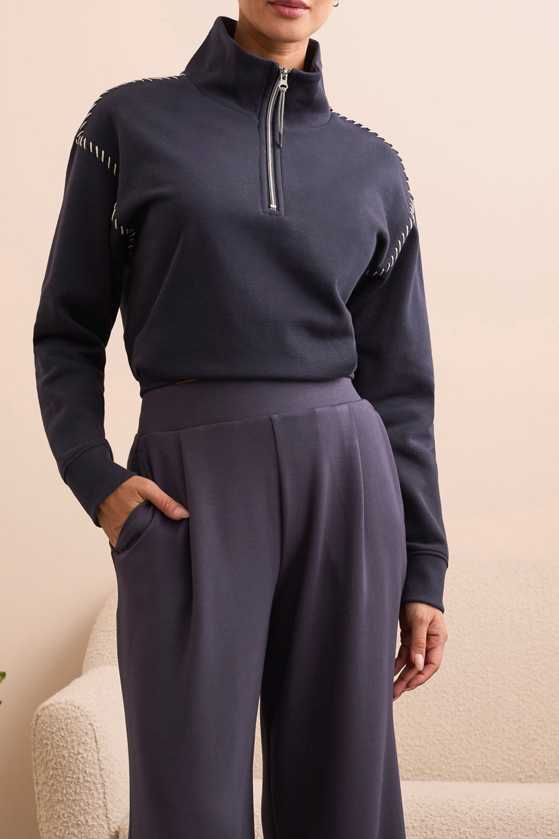 Funnel Neck Top W Stitching 2339O/8327