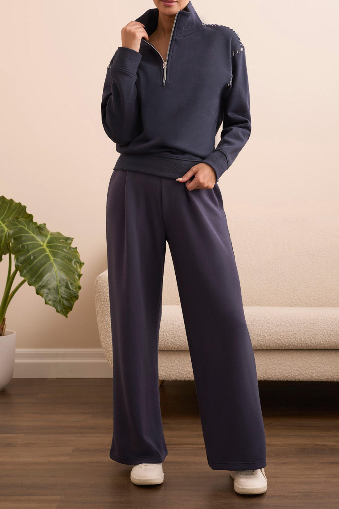 Funnel Neck Top W Stitching 2339O/8327