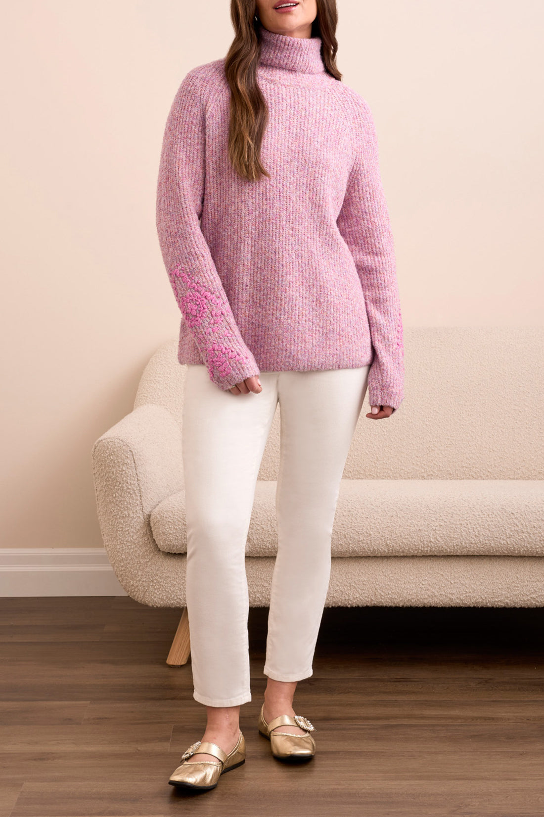 Turtleneck Sweater With Embroidery 2313O/8196