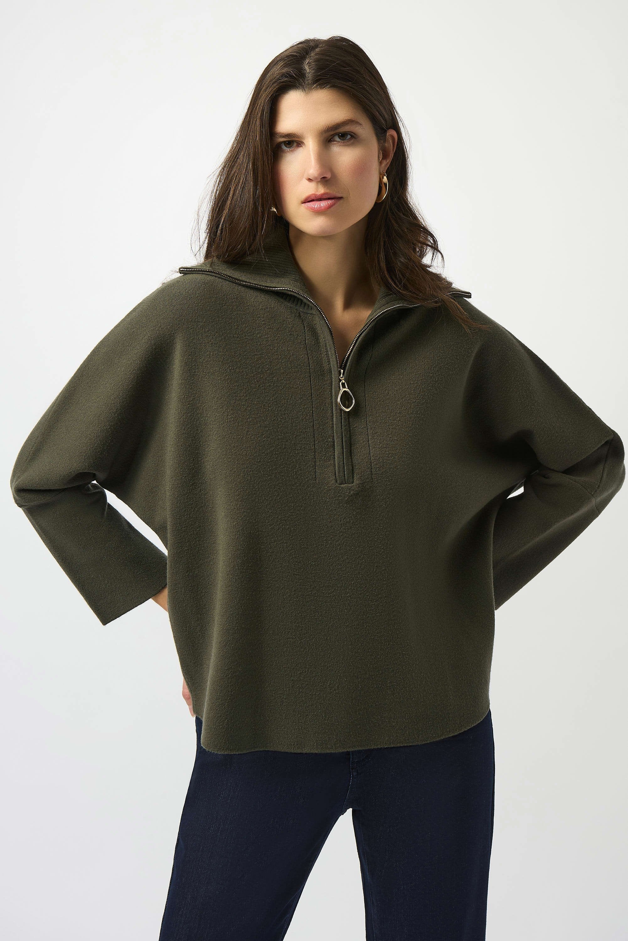 Sweater Knit Boxy Pullover With Zipped Collar 253963 T