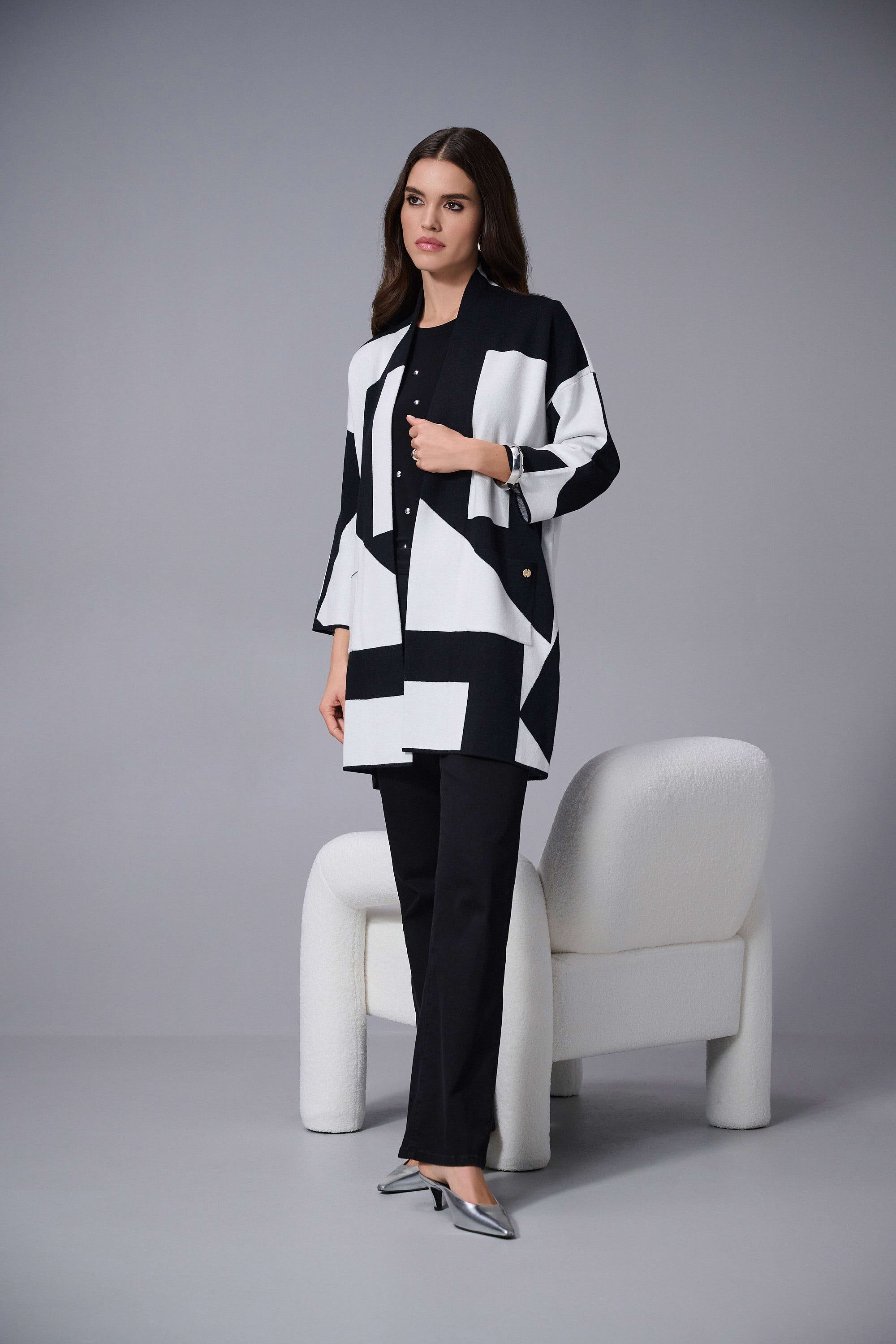 Jacquard Sweater Knit Colour-Block Cover-Up 253901 T