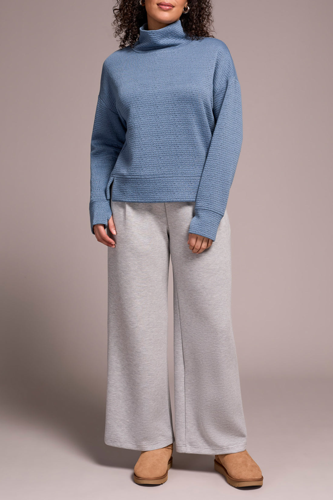 Funnel Neck Top 2240O/8240
