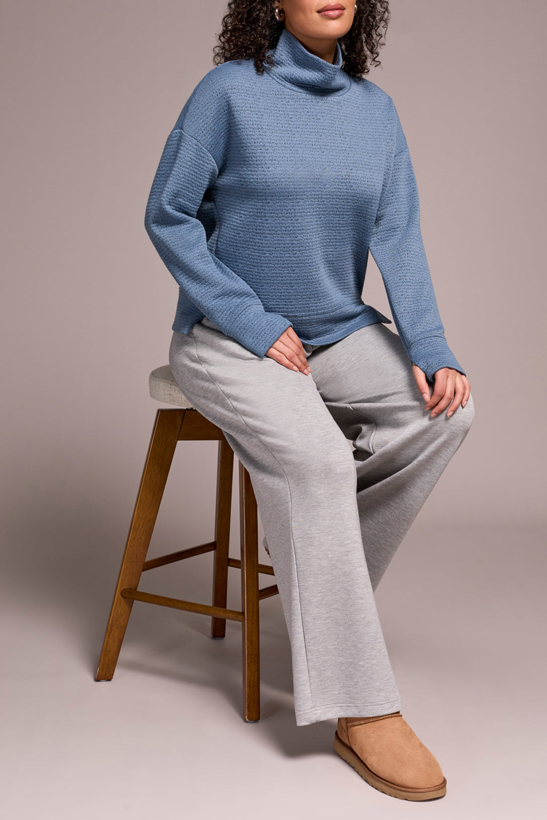 Funnel Neck Top 2240O/8240