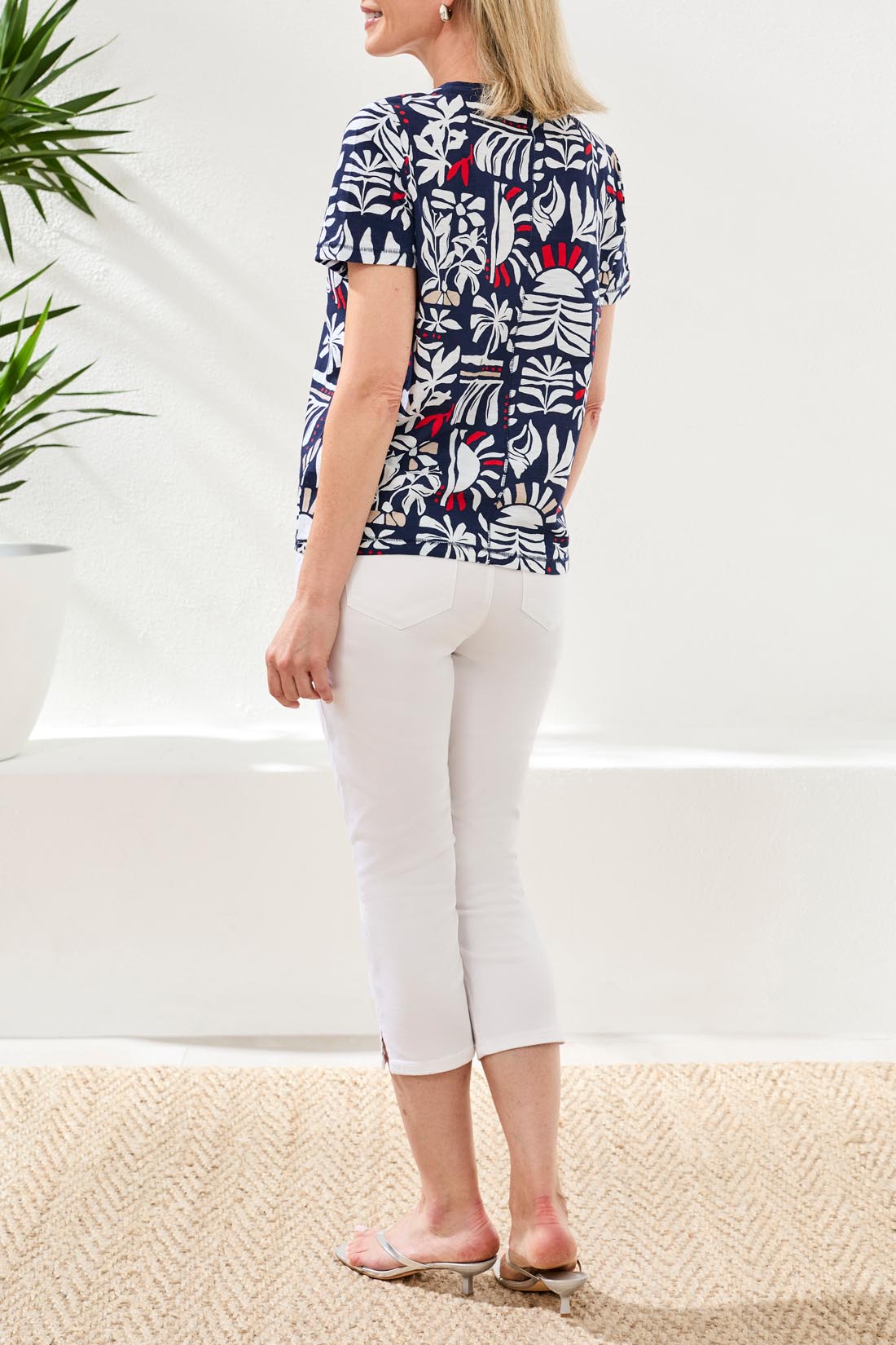 S/S Crew Neck Top 2431O-8419