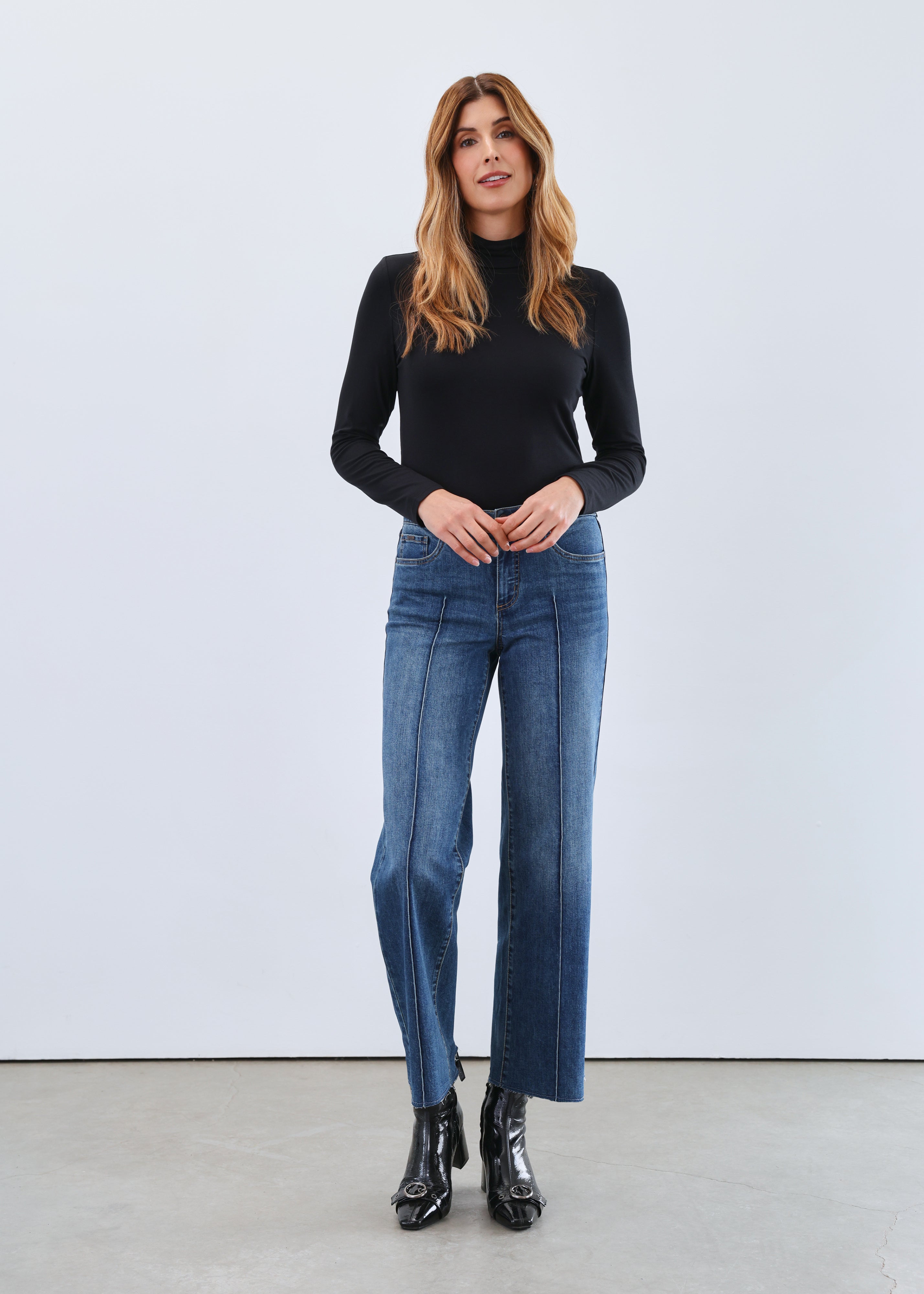 Long Sleeve Mock Neck Top 3056756