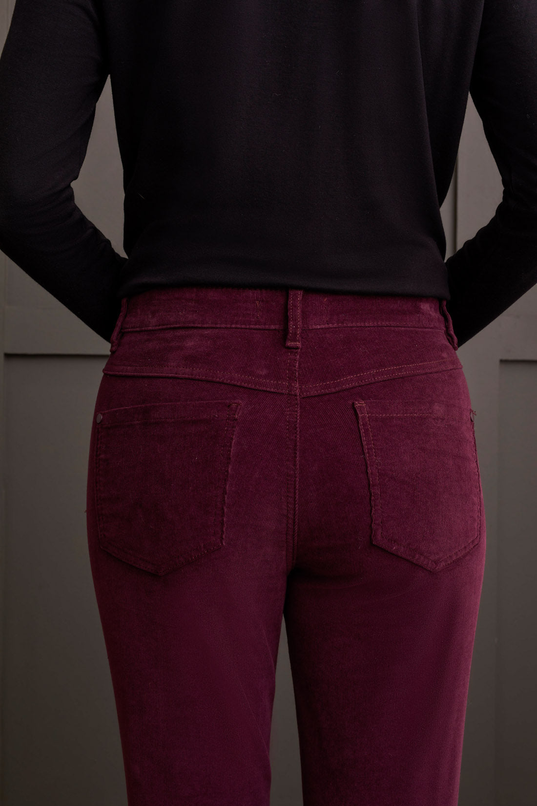 Audrey Pull On Cord 5580O/4989