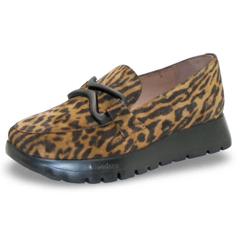 A2490 Animal Print Wedge