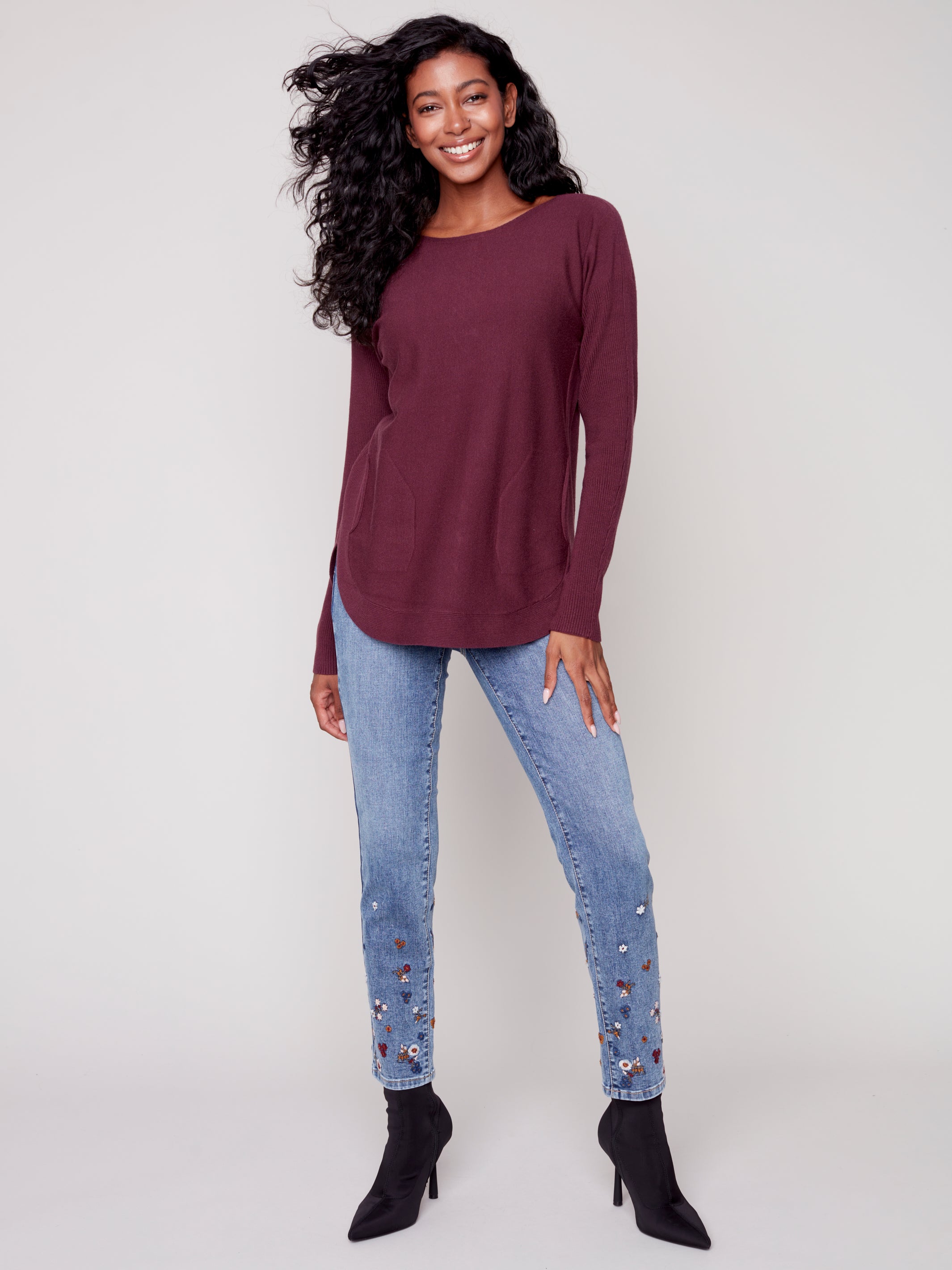 Sweater With Back Eyelit Detail C2170Y/464A