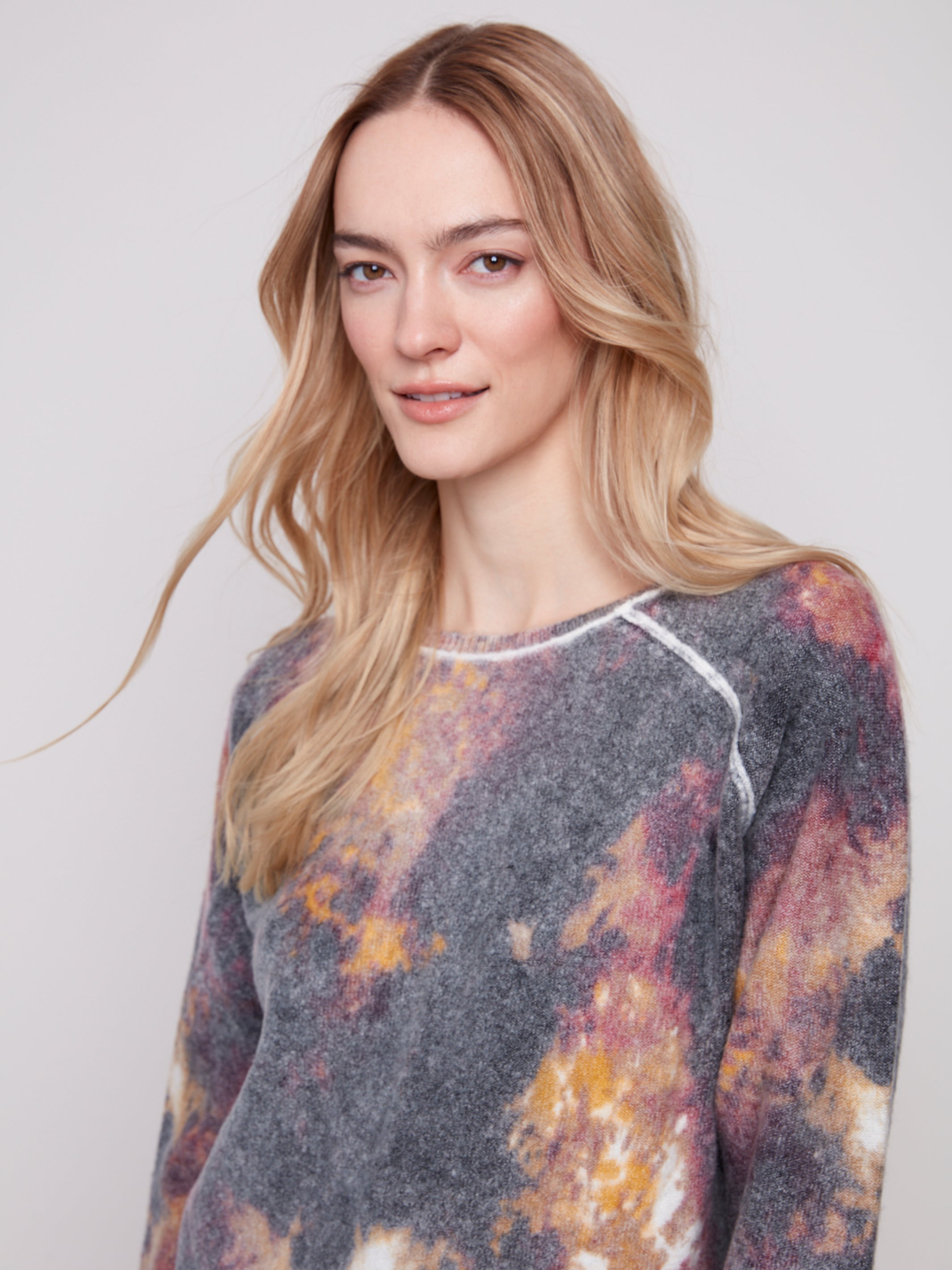 Reversible Raglan Sweater C2268Y/918A