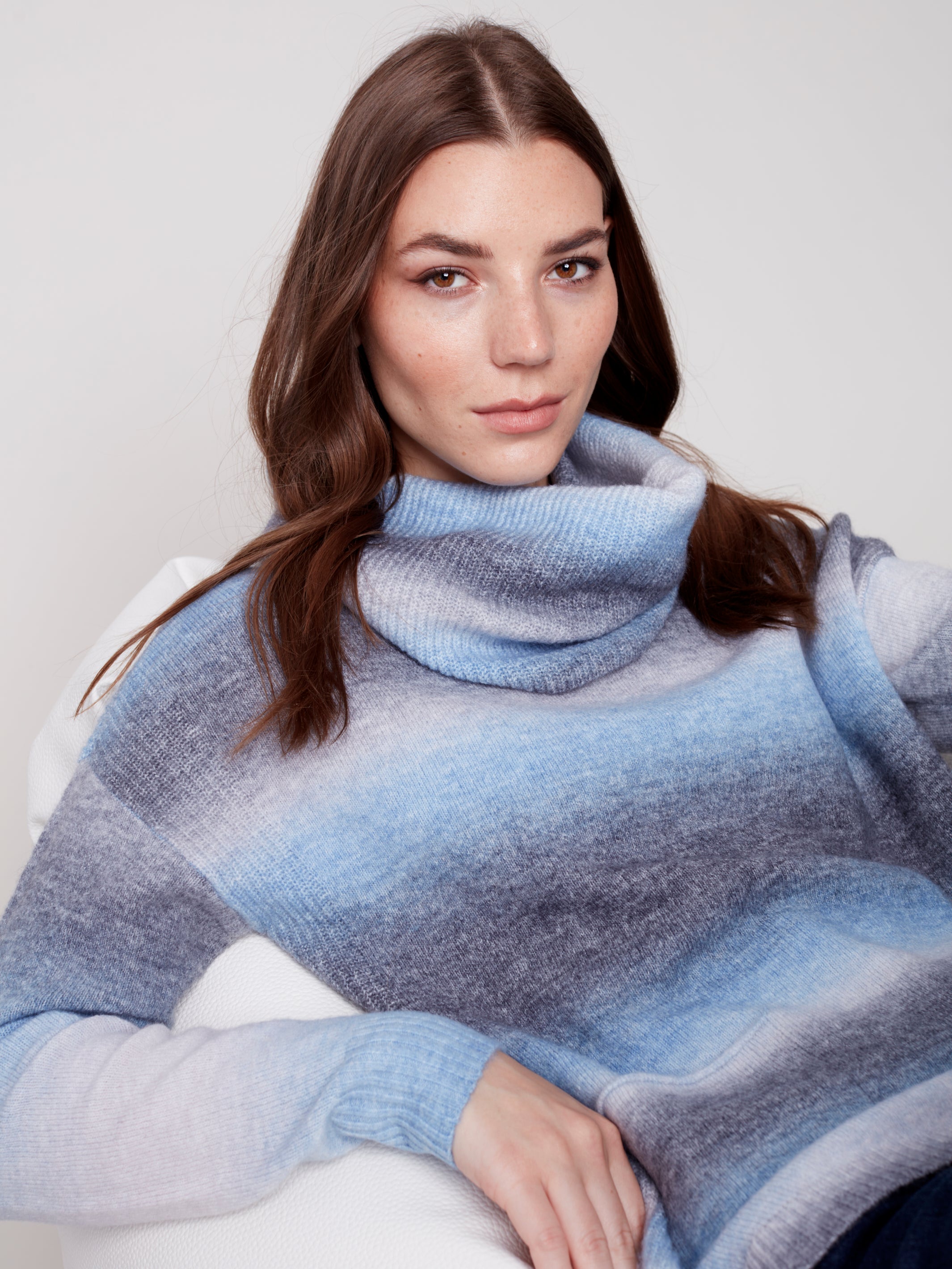 Sweater With Detachable Scarf C2420O/605B