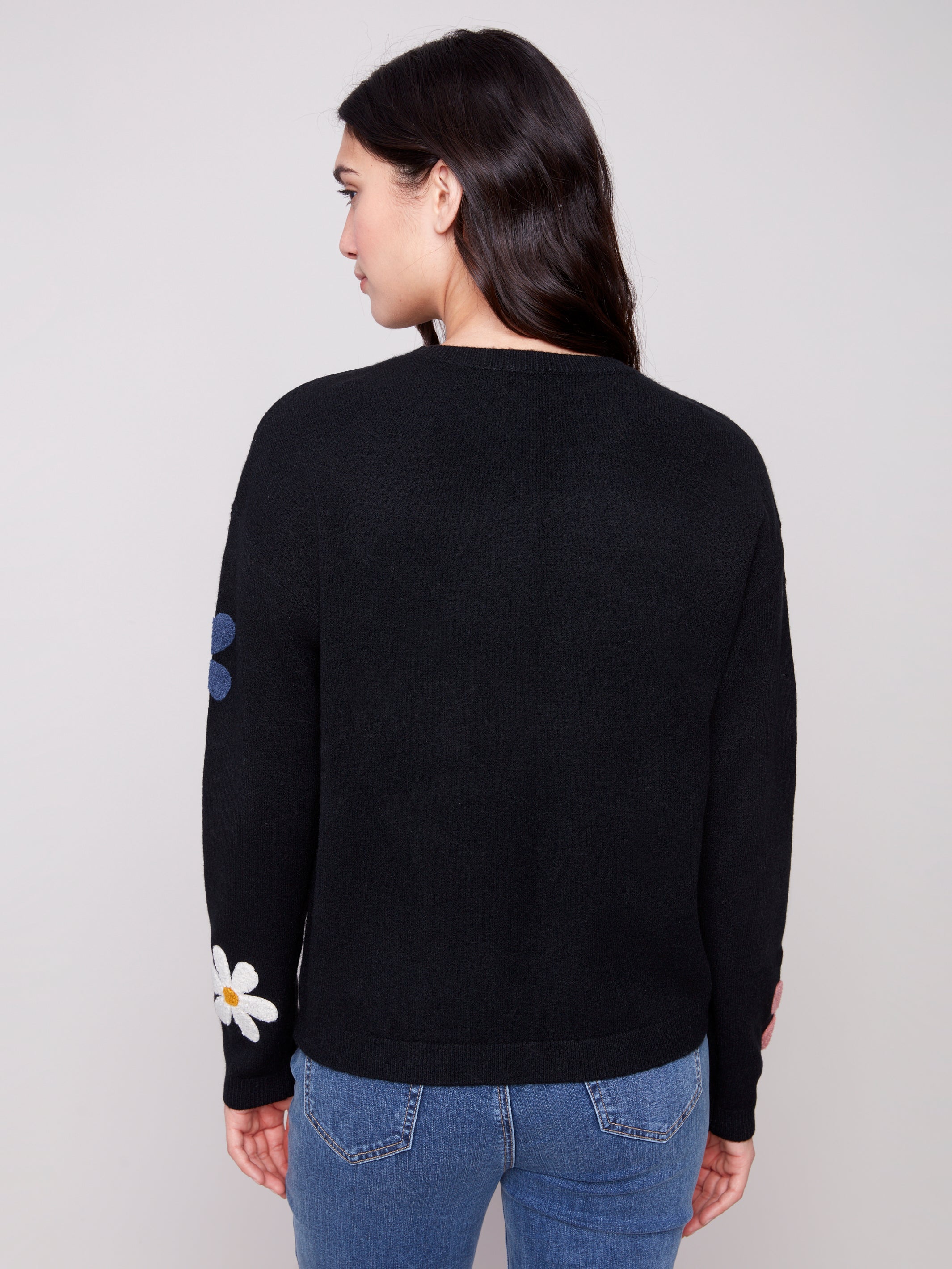 Super Plush Sweater With Boucle Flowers C2829/736A