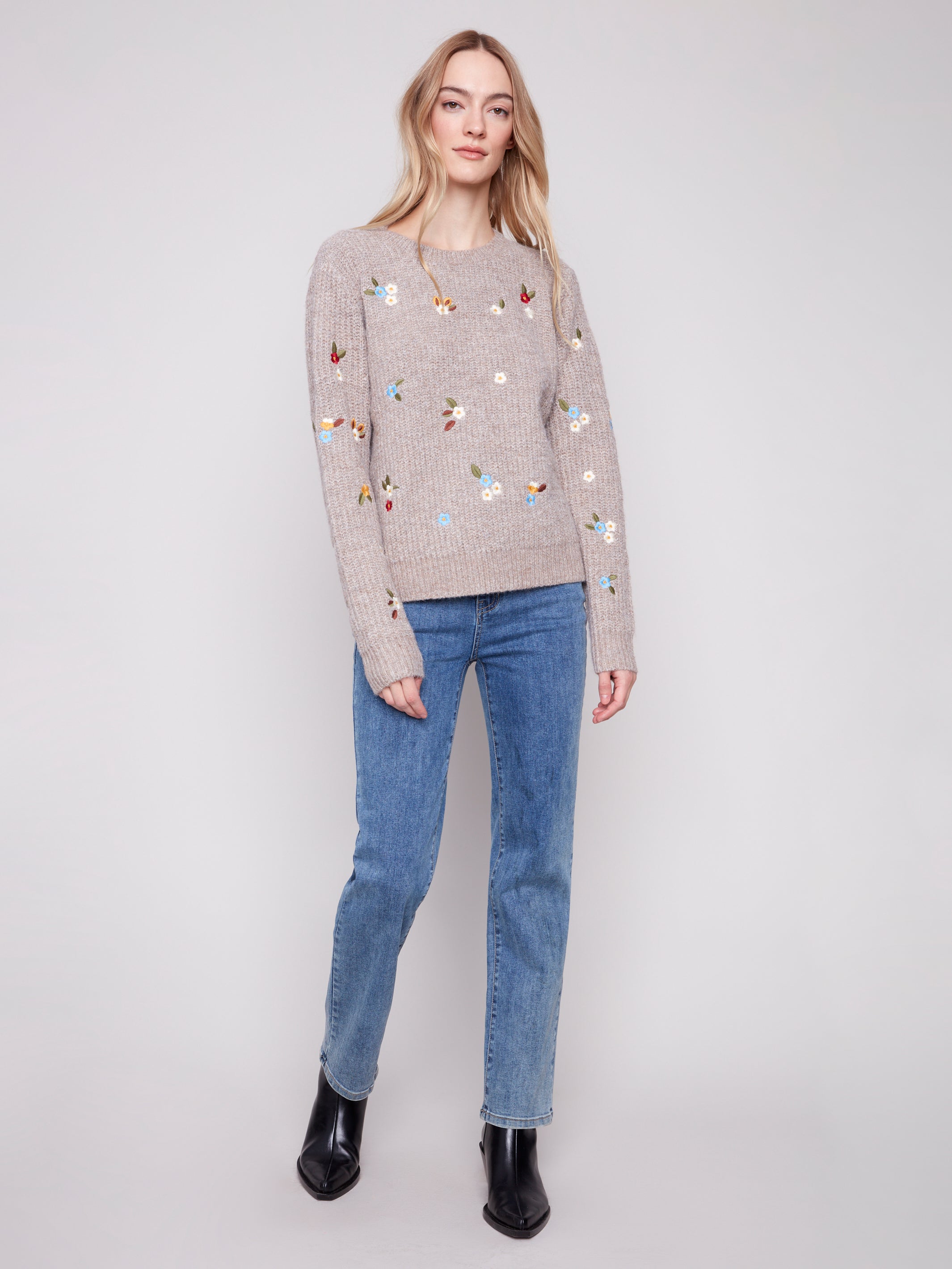 Crewneck Embroidered Sweater C2925/985B