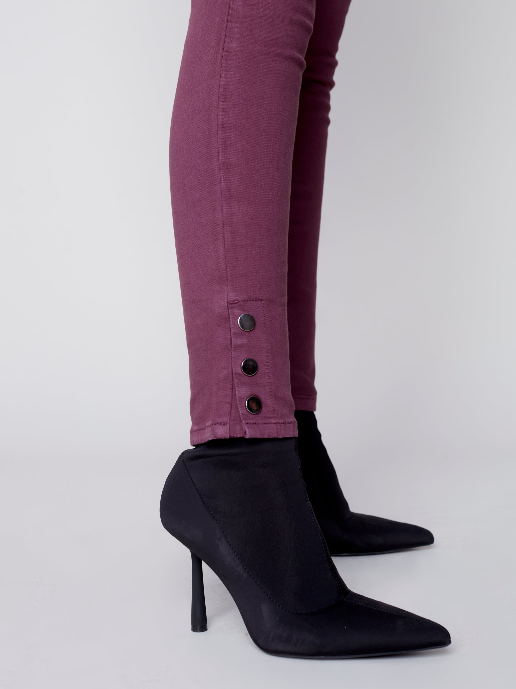 Bottom Snap Pull On Pant C5302RR/618A 524