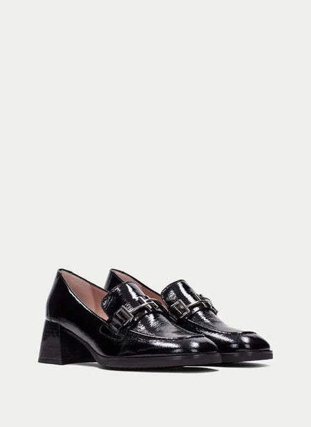 Milan Loafer HI253590