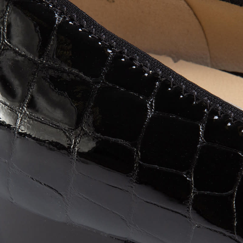 Black Croc Patent Pump 12-11838-26