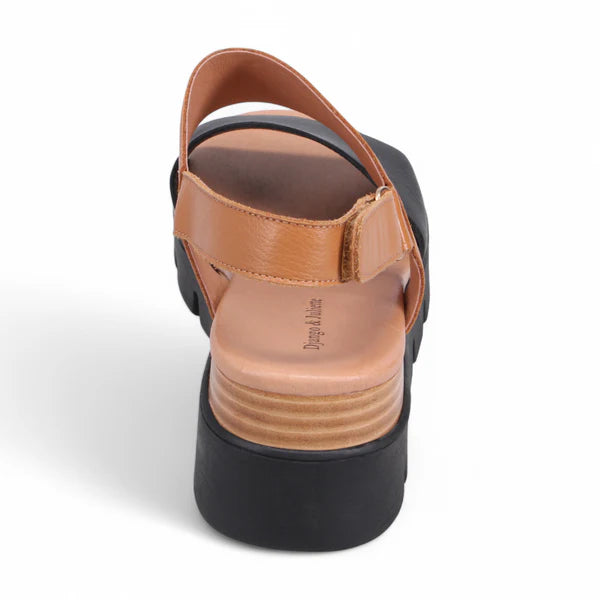 Runar Leather Platform Sandal