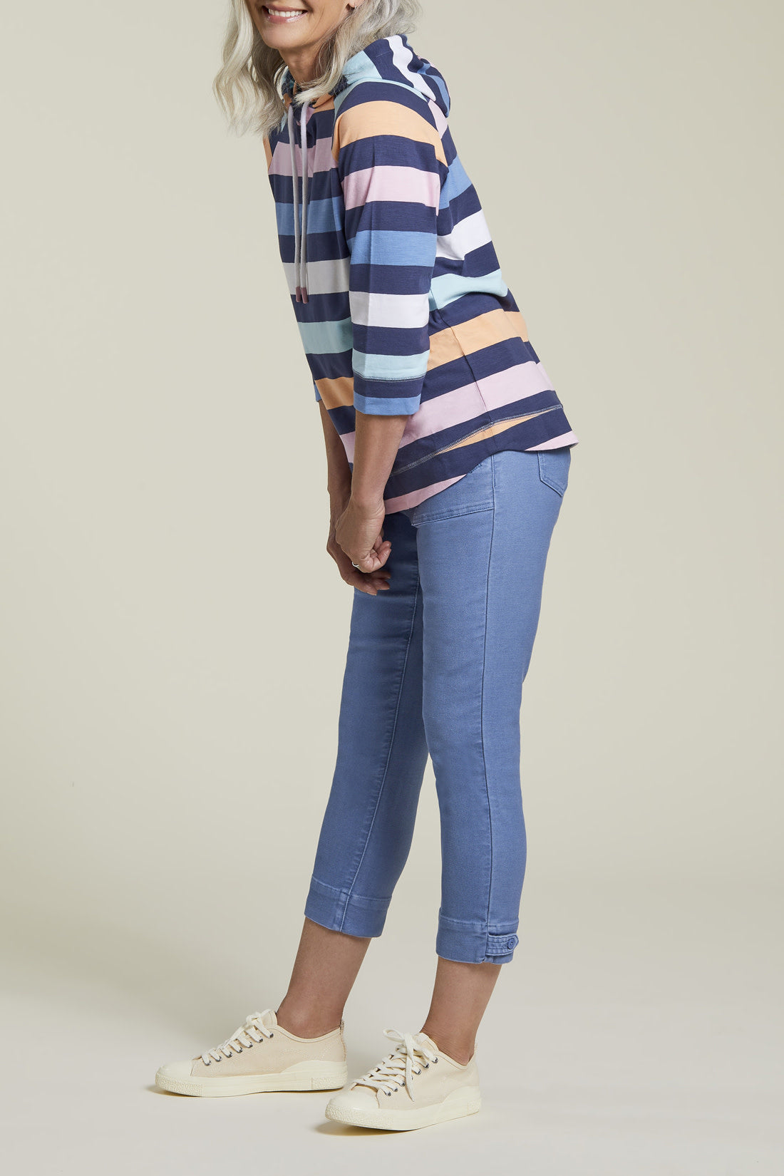 Pull On Capri With Side Tab At Hem 1311O