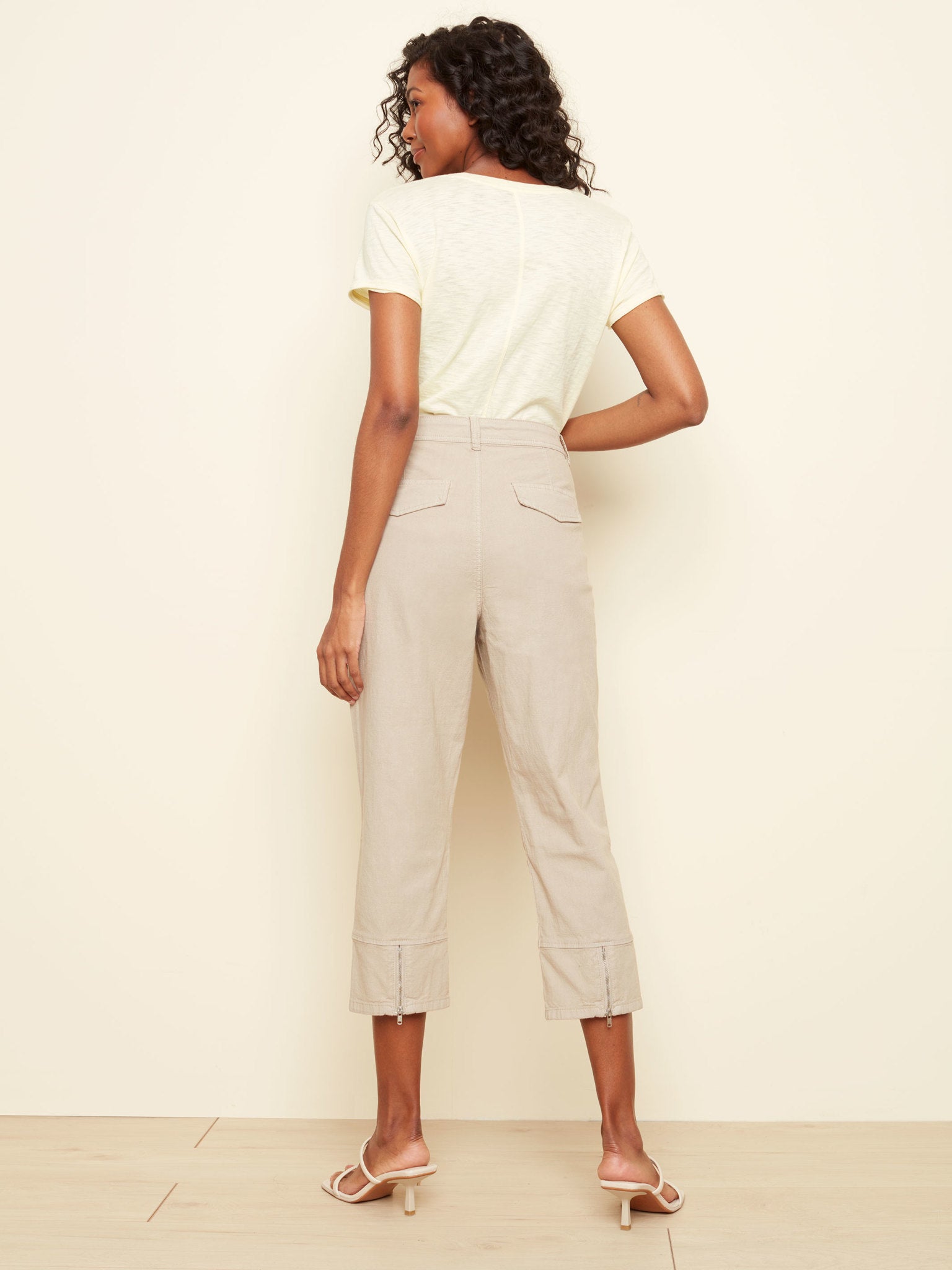 Utility Capri Pant C5351