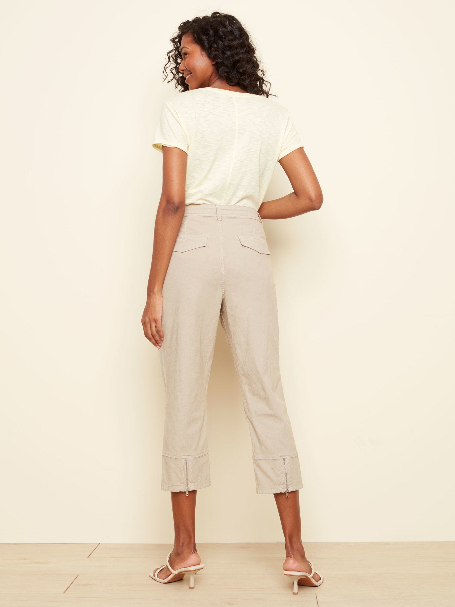 Utility Capri Pant C5351