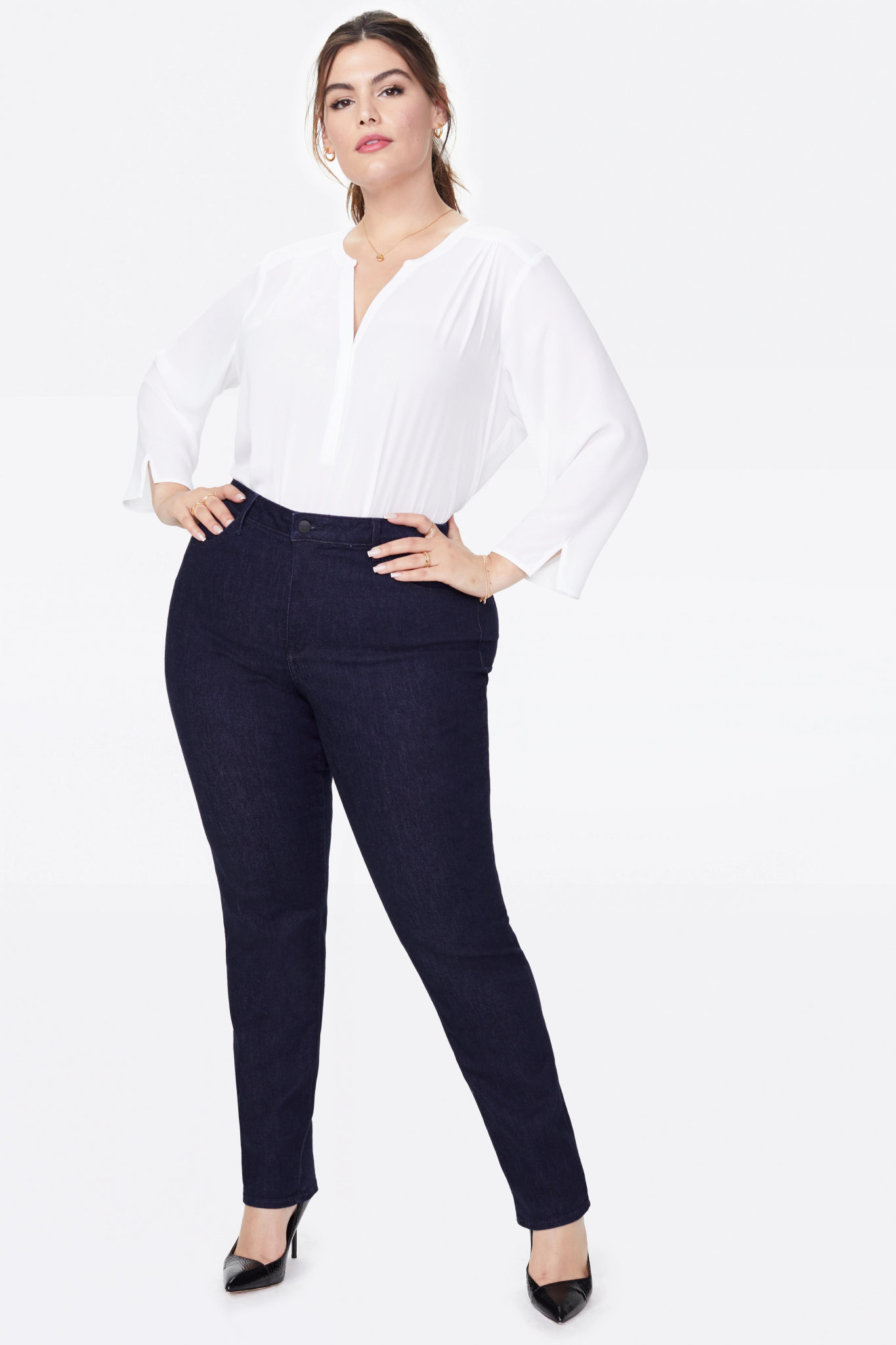 Sheri Slim Jeans In Plus Size